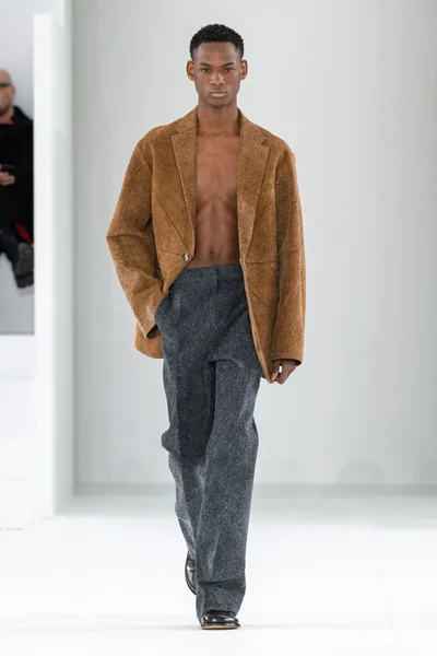 Look 31